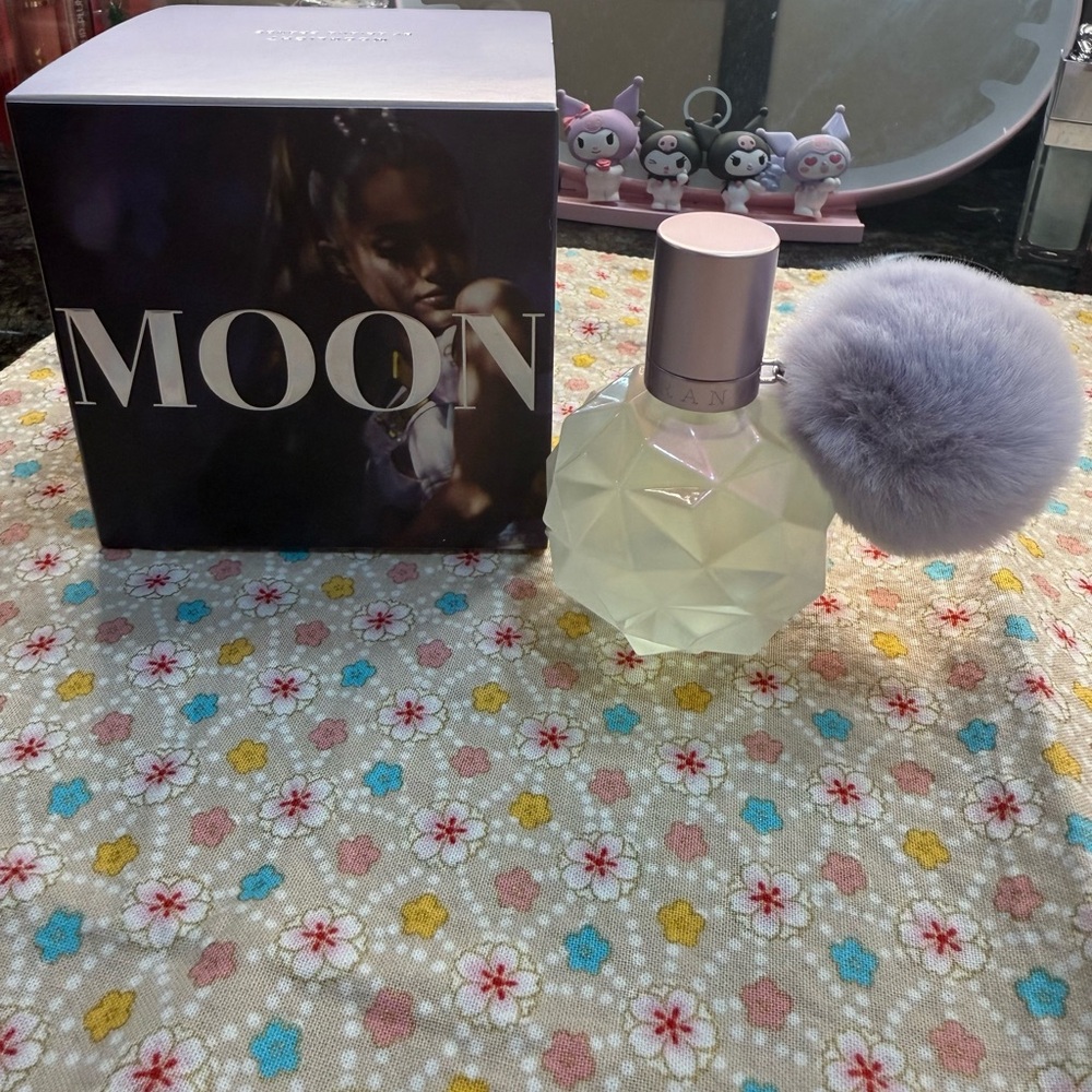 Ariana Grande Moonlight